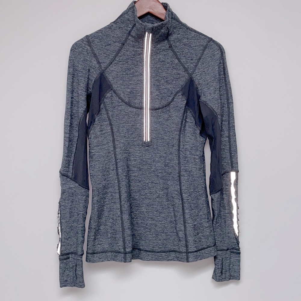 Lululemon Run Pullover 1/2 Zipper Space Grey Reflective Ruffles Pocket Size 6